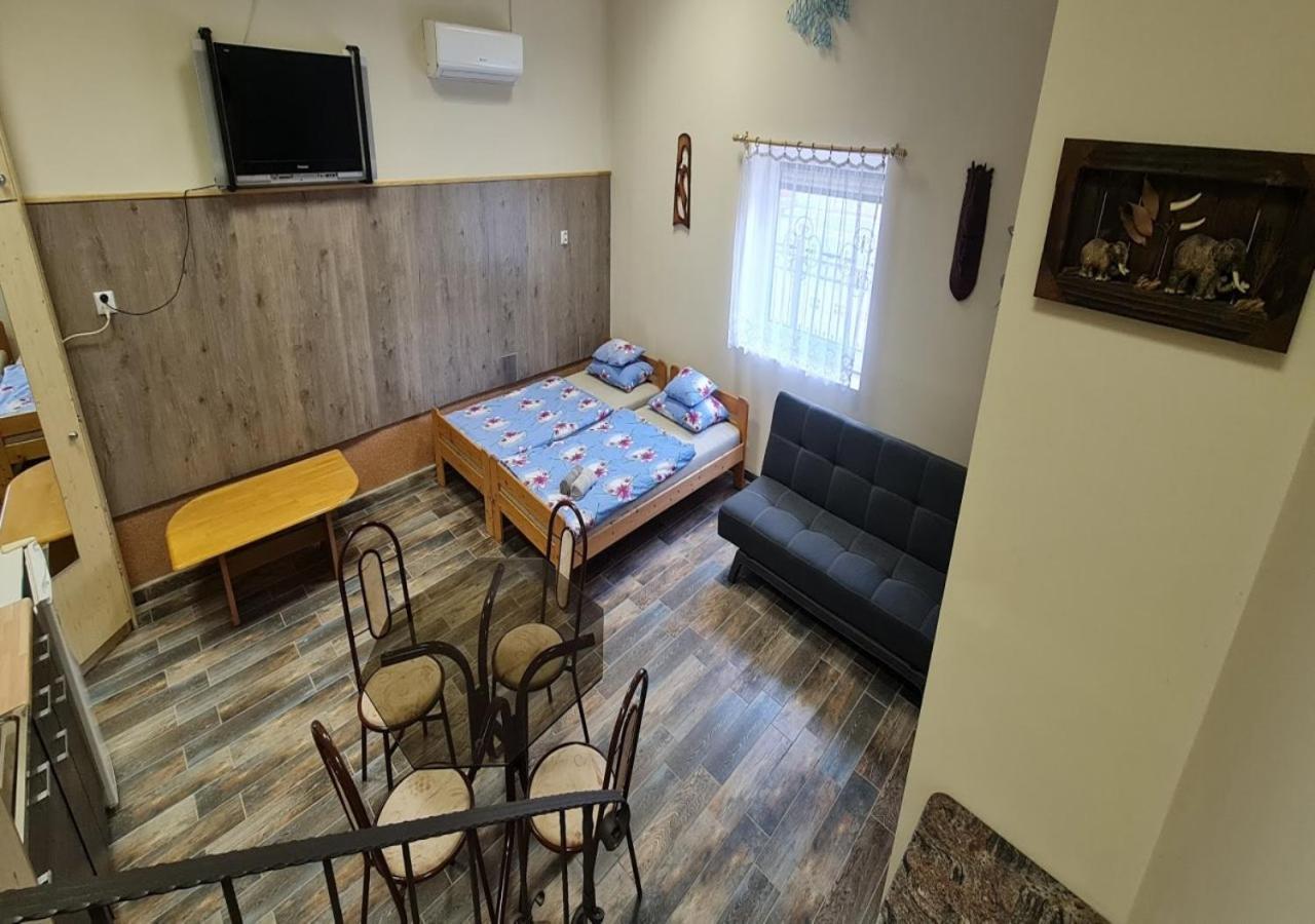 Oazis Apartman Harkan Exterior foto
