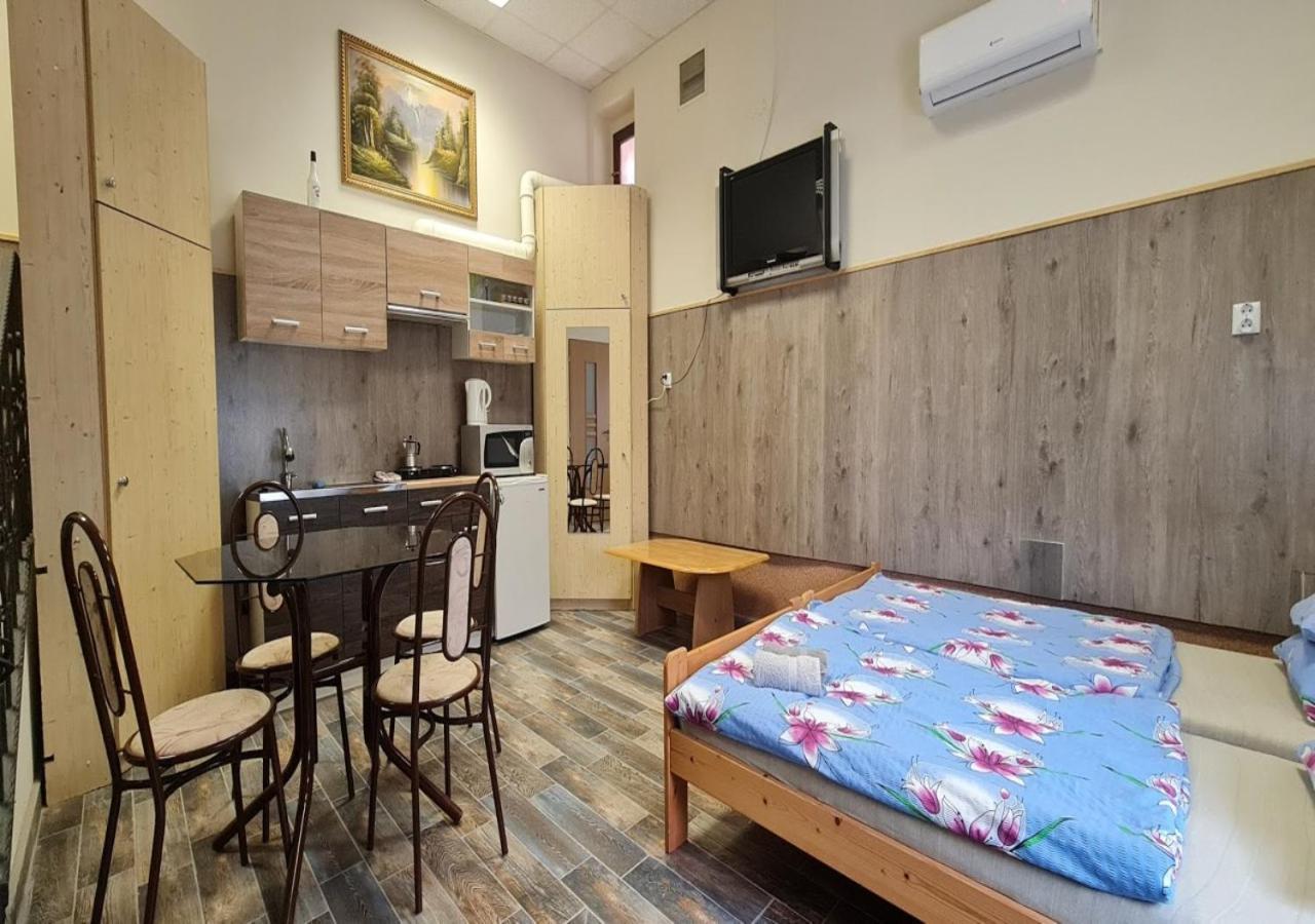 Oazis Apartman Harkan Exterior foto