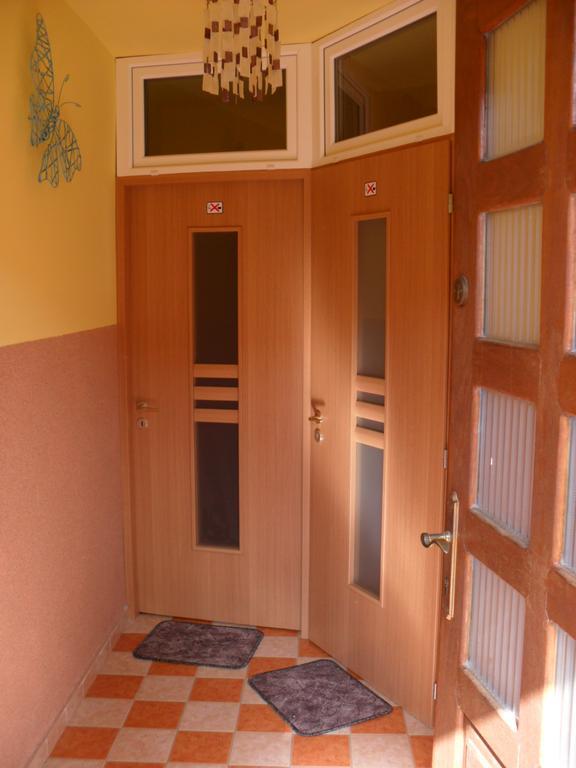 Oazis Apartman Harkan Exterior foto